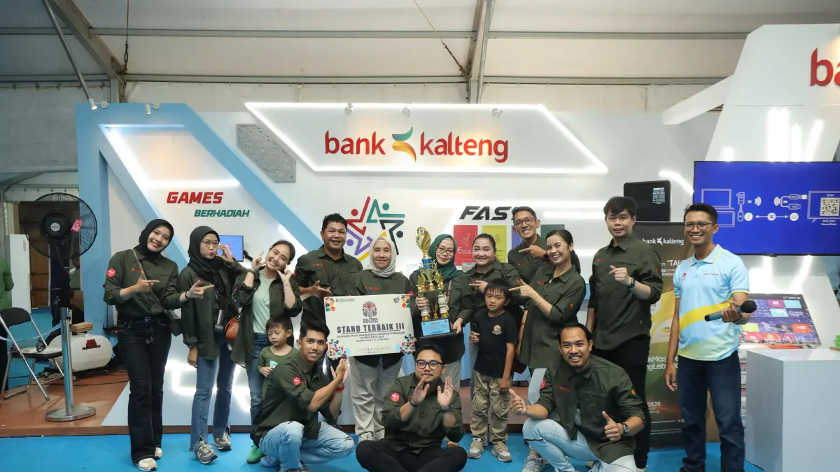 Bank Kalteng dapat juara III stand terbaik di Kalteng Expo 2026.Humas