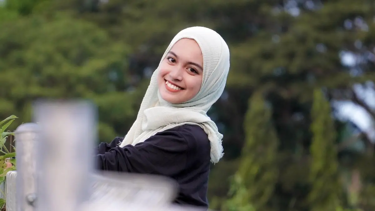Perempuan hijab risiko ketombe.(Pixabay)