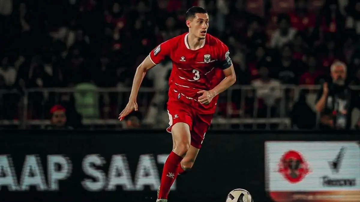 Timnas Indonesia akan menghadapi Oman dan Mozambik pada FIFA matchday Juni 2026 tanpa sang kapten, Jay Idzes. Pemain berdarah Indonesia-Belanda itu dikabarkan mengalami cedera saat membela Sassuolo menghadapi Parma dalam pekan terakhir Serie A 2025/2026. (Sumber: Instagram @jayidzes)