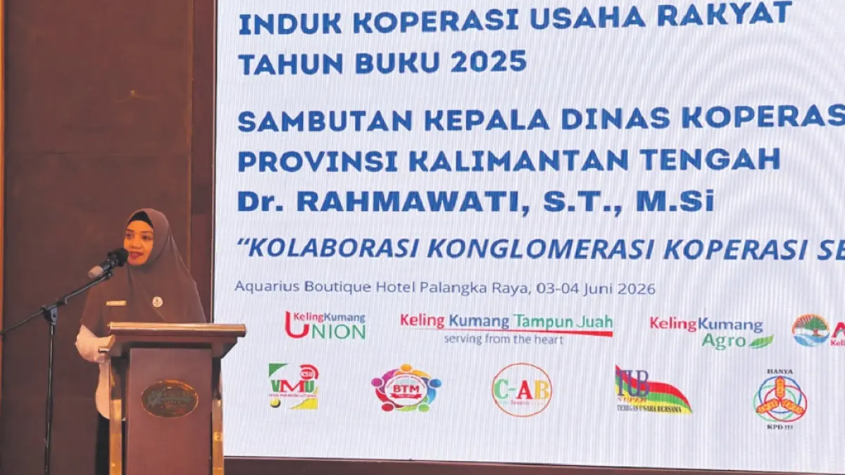 Kepala Diskop dan UKM Kalteng Rahmawati saat menyampaikan sambutan pada RAT Nasional INKUR Tahun Buku 2025. Humas