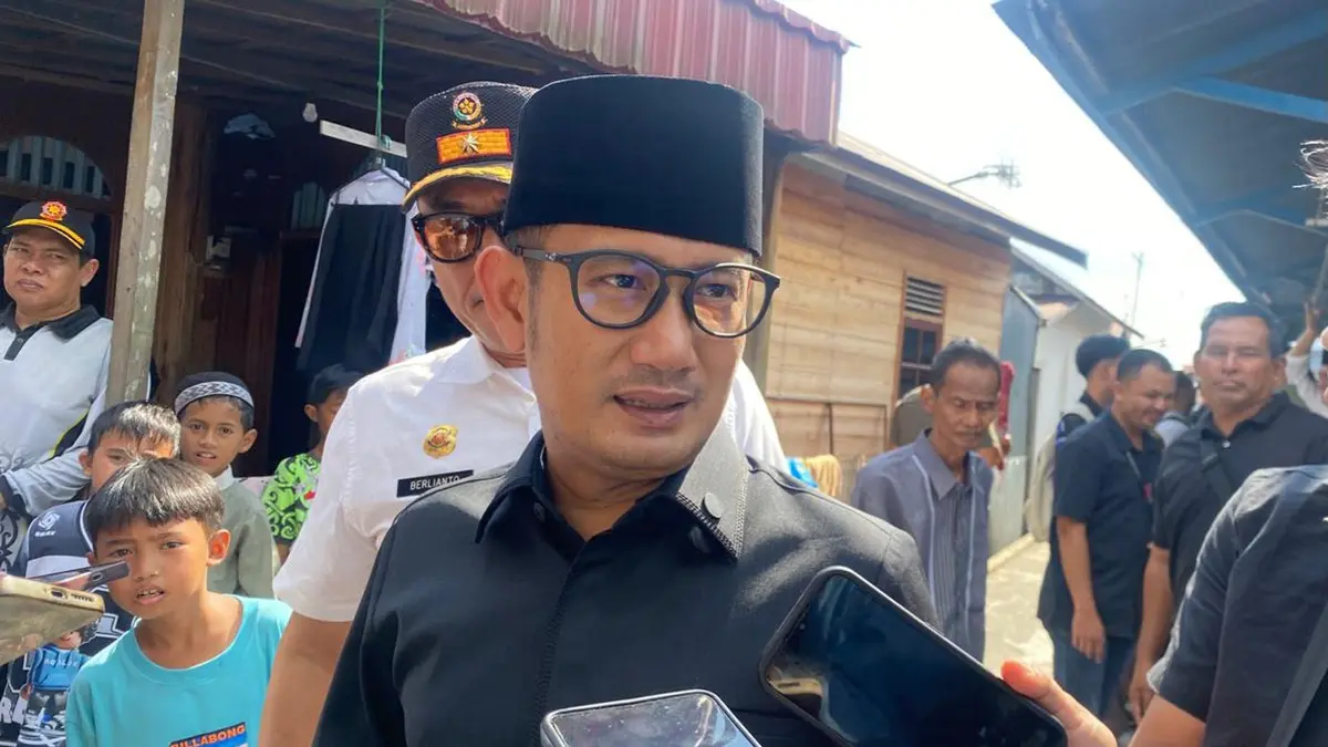 Wali Kota Palangka Raya Fairid Naparin
