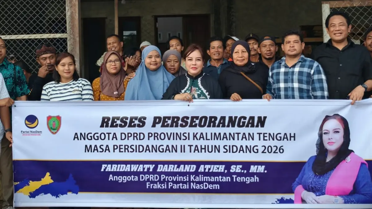 Anggota Komisi III DPRD Kalteng, Faridawaty Darland Atjeh, saat reses perseorangan di Desa Tumbang Talaken.(Dok Pribadi)