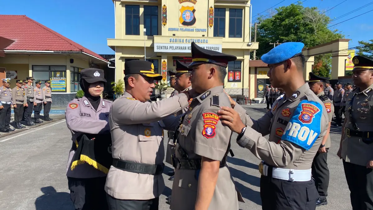 Sertijab pejabat baru Polres Kotim. Miftah/kaltengpos.jawapos.com
