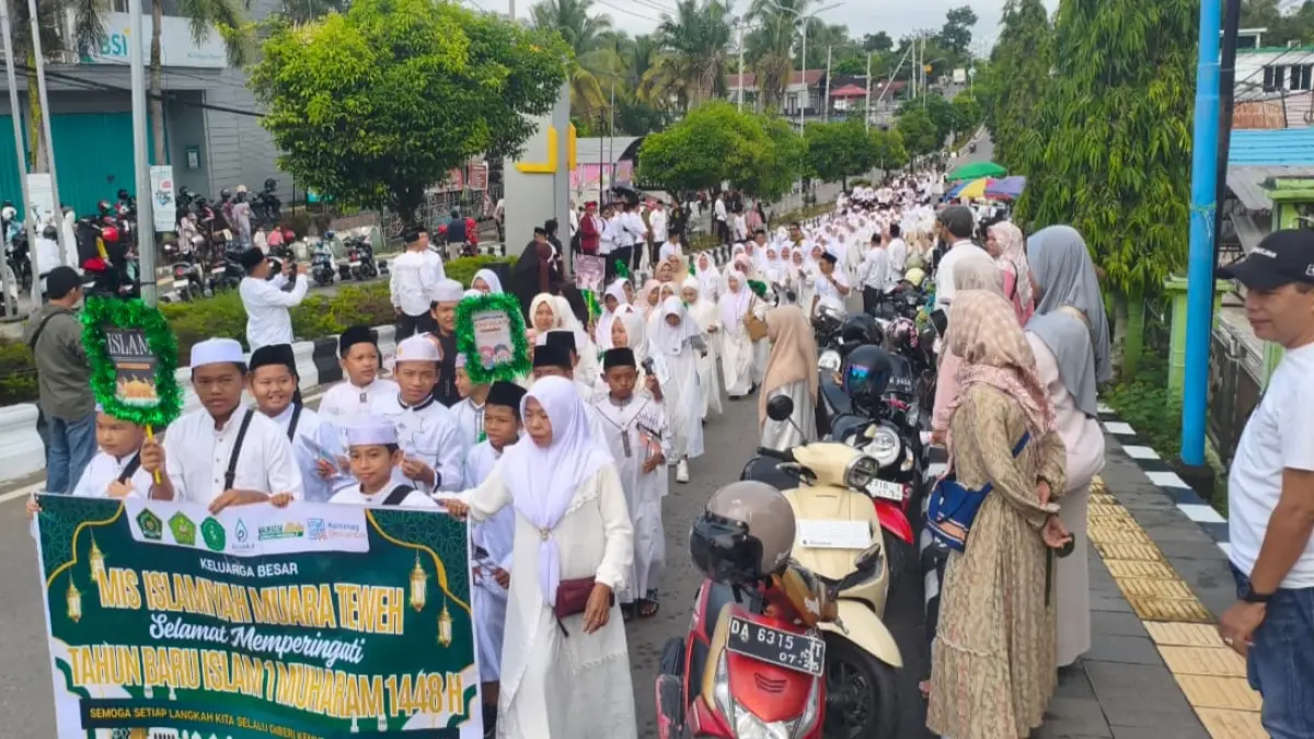 Pawai menyambut Tahun Baru Islam 1 Muharram 1448 H di Barito Utara.