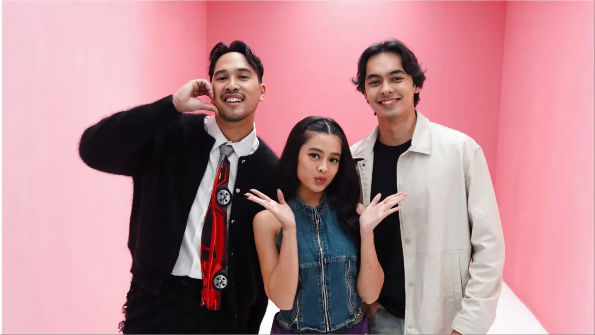 Penyanyi Adrian Khalif kolaborasi dengan Aqeela calista & Fattah Syach untuk music video 