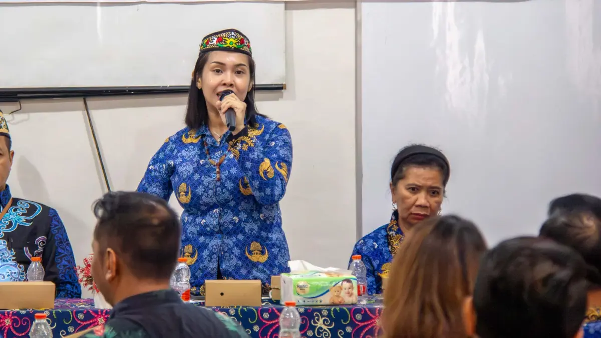 Dr. Thea Farina Embang, menawarkan konsep transformasi kampus.(Arief Prathama/Kalteng Pos)