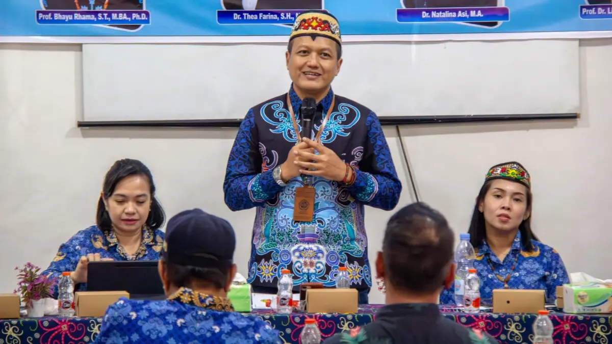 Prof. Bhayu Rhama, menawarkan visi pengembangan kampus bertajuk “Borneo Impact and Global Recognition”.(Arief Prathama/Kalteng Pos)