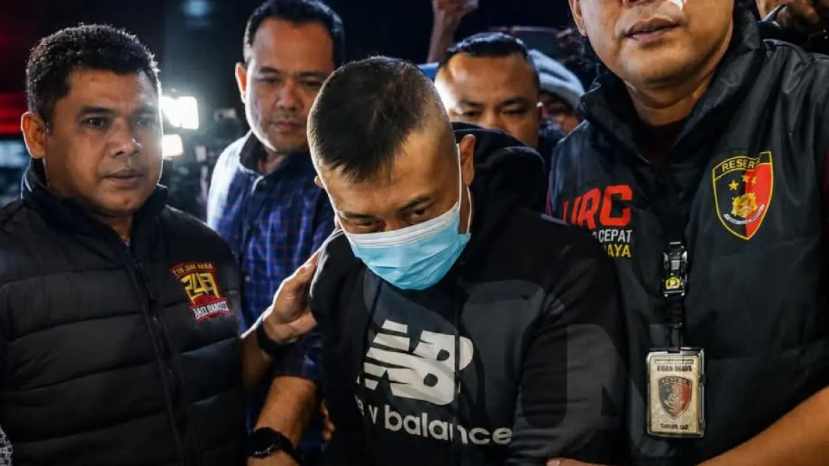 Taufik Hidayat diamankan polisi usai menyekap dan menganiaya Yuvita.(AyoBandung)