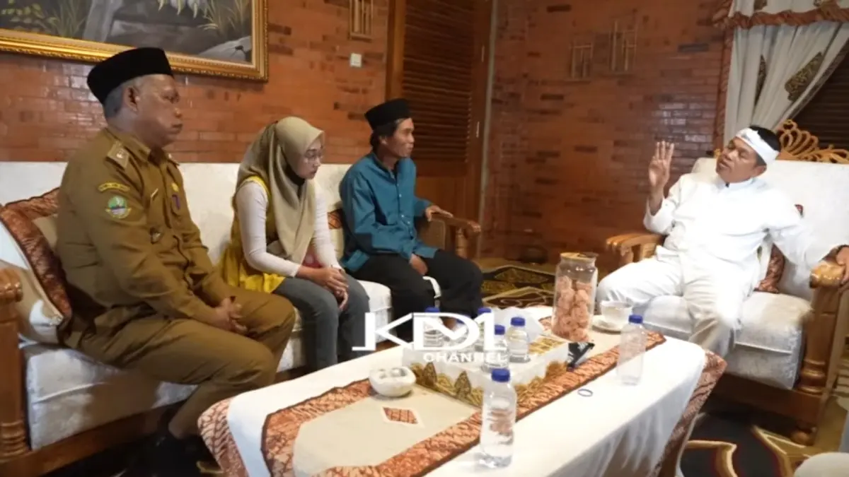 Mantan istri, ayah dari Taufik hadir di Podcast Dedi Mulyadi.(Youtube)