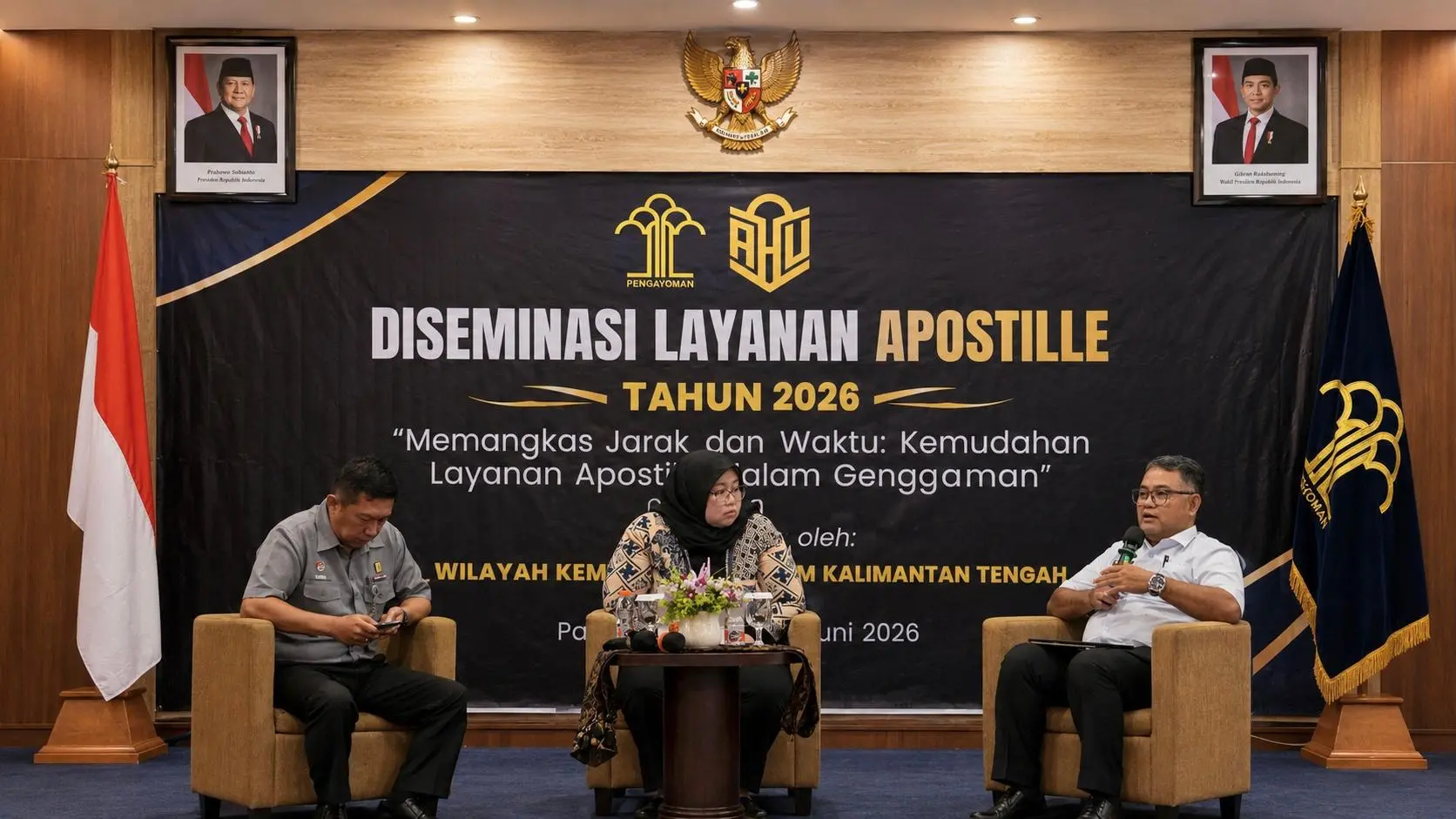 Narasumber dalam sosialisasi bertema "Memangkas Jarak dan Waktu: Kemudahan Layanan Apostille dalam Genggaman.(Humas)