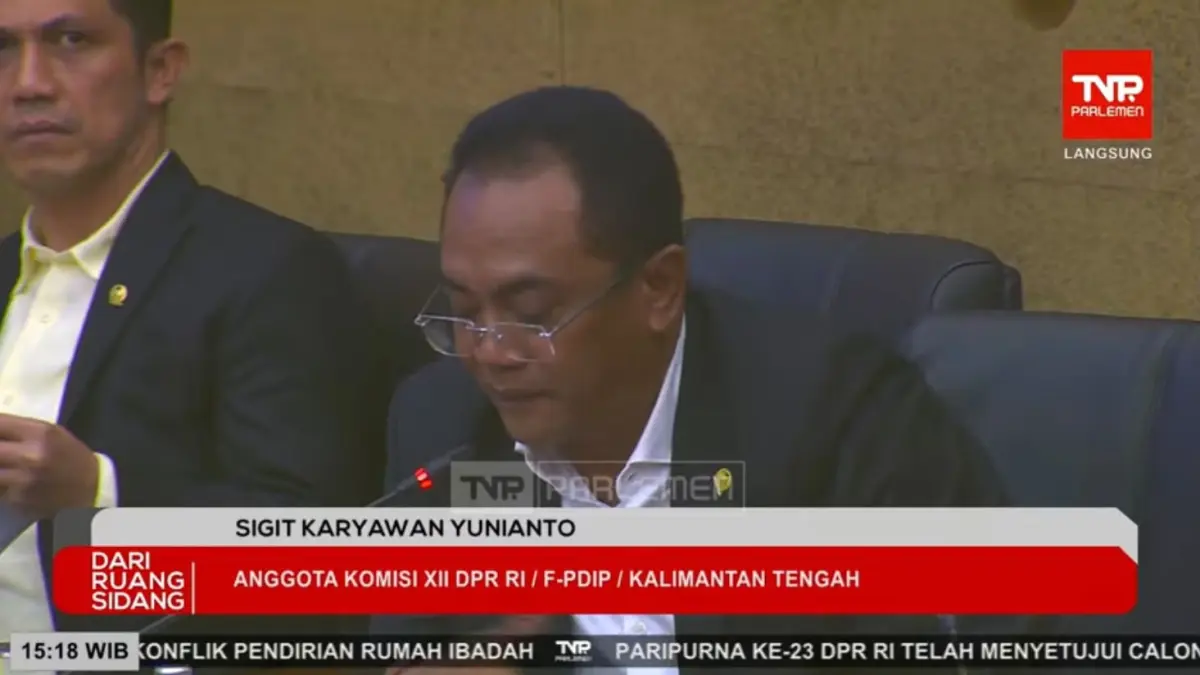 Anggota DPR RI Sigit K Yunianto saat rapat dengan PLN.(YouTube)