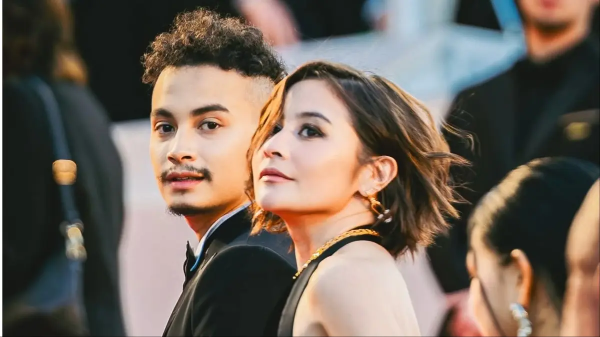 Prilly Latuconsina dan Omara Esteghlal. Instagram