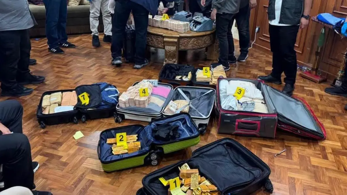 Barang bukti emas batangan.(Polisi)