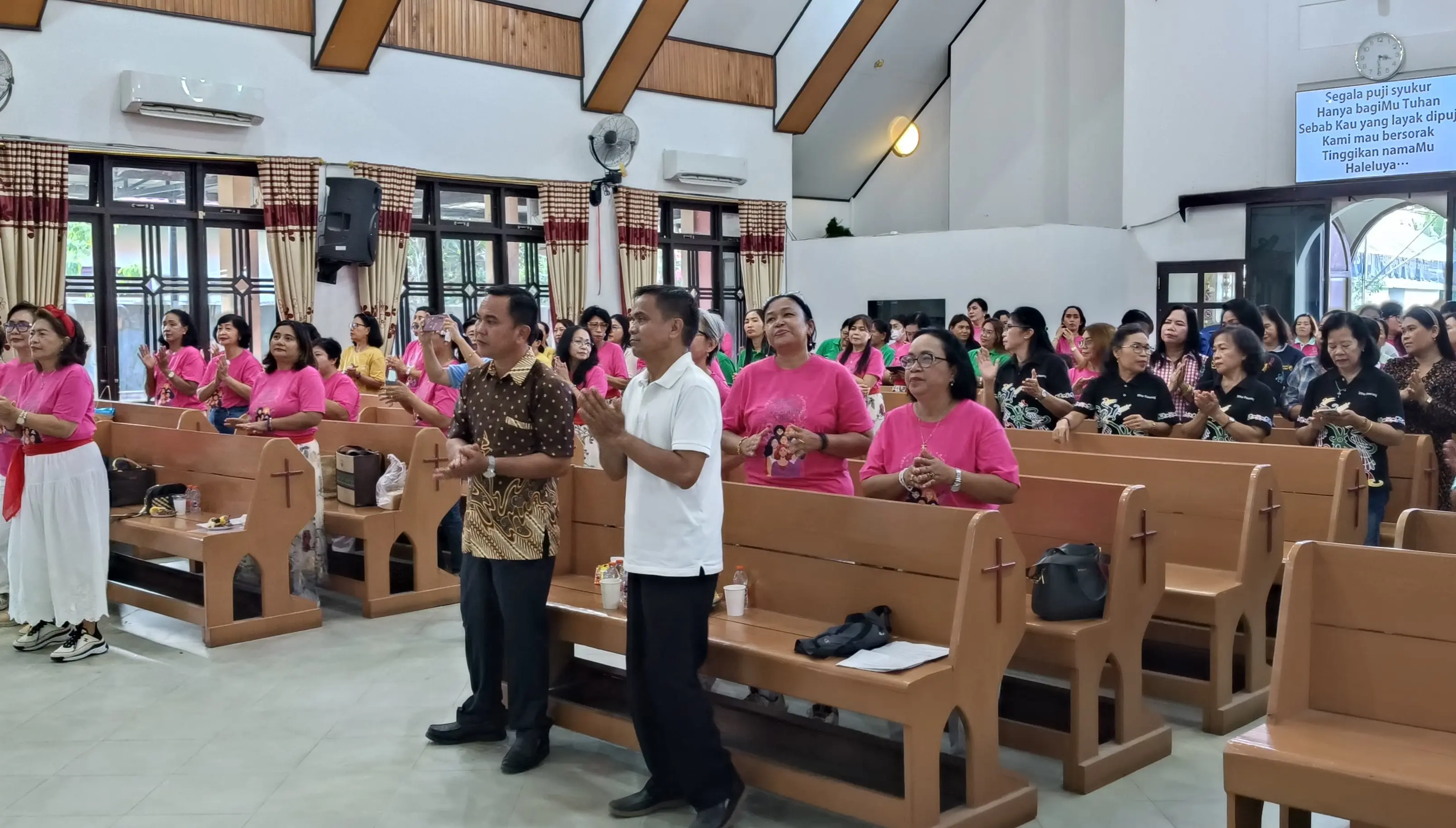 Seluruh Perwakilan dari masing SPPer Pahandut Palangka Raya Hilir saat mengikuti acara pembukaan.