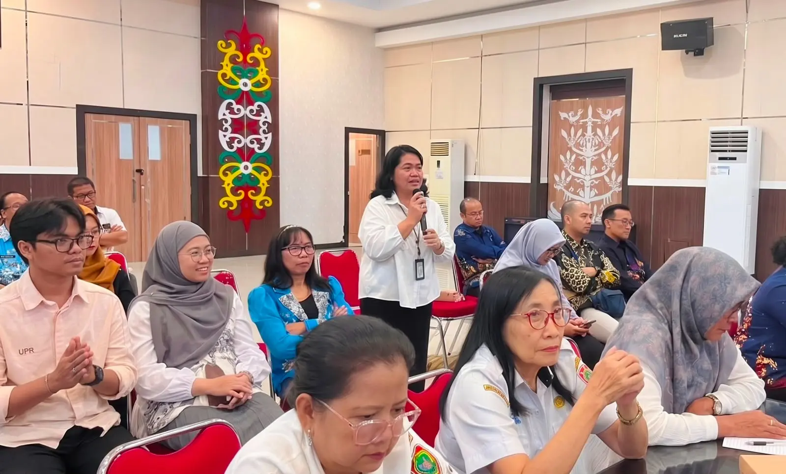 Akademisi dan inovator hadir mengitusi kegiatan sosialisasi.(Humas)