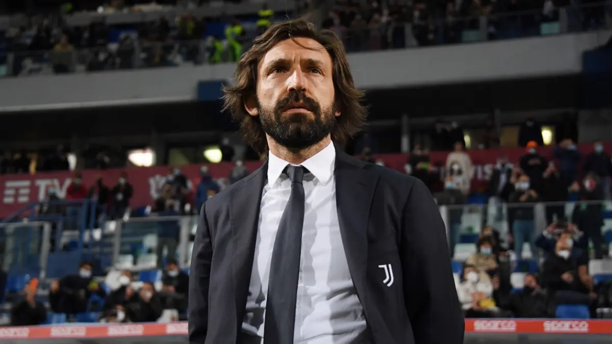 Andrea Pirlo menjadi salah satu kandidat kuat yang diprediksi akan menangani Timnas Italia. Selain itu, Antonio Conte, Roberto Mancini, dan Pep Guardiola juga bersaing untuk mendapatkan kursi pelatih tersebut. (Sumber: REUTERS/Alberto Lingria)