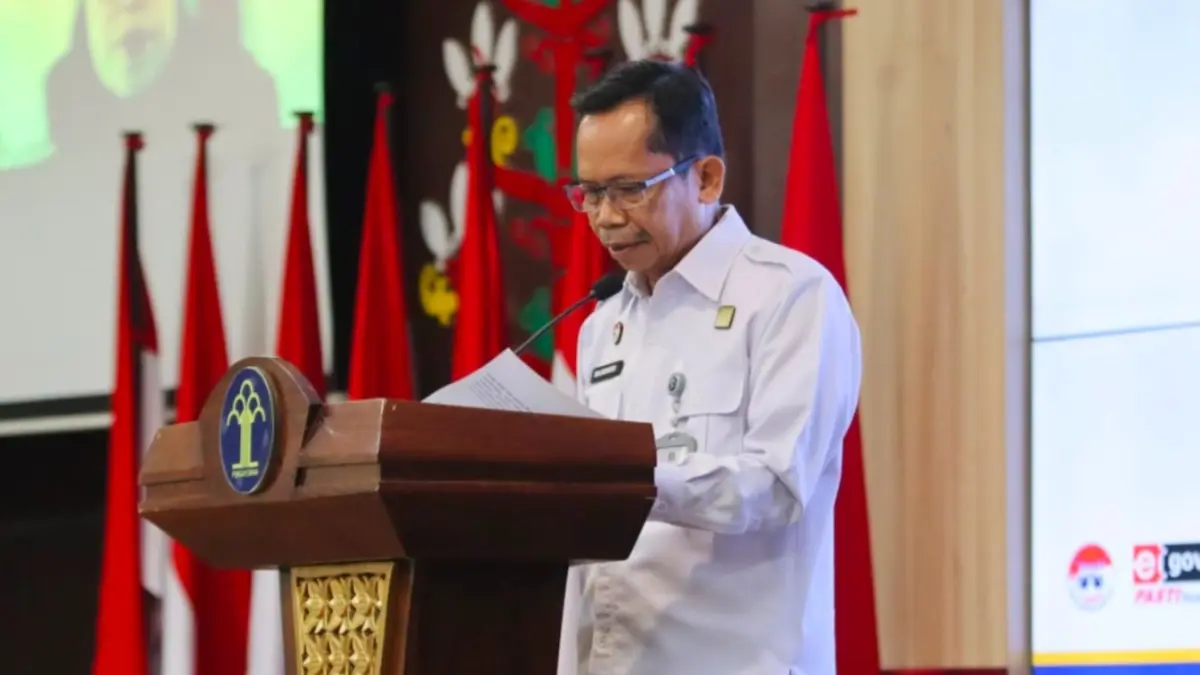 Kakanwil Kemenkum Kalteng, Hajrianor membuka Sosialisasi Kekayaan Intelektual bertema “Penelusuran Paten untuk Mendorong Inovasi dan Daya Saing Daerah”.(Humas)