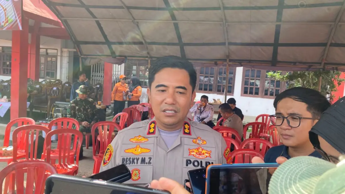 Kapolres Kotim AKBP Resky Maulana Zulkarnain soal penegakan hukum kasus karhutla.(Miftah/kaltengpos.jawapos.com)
