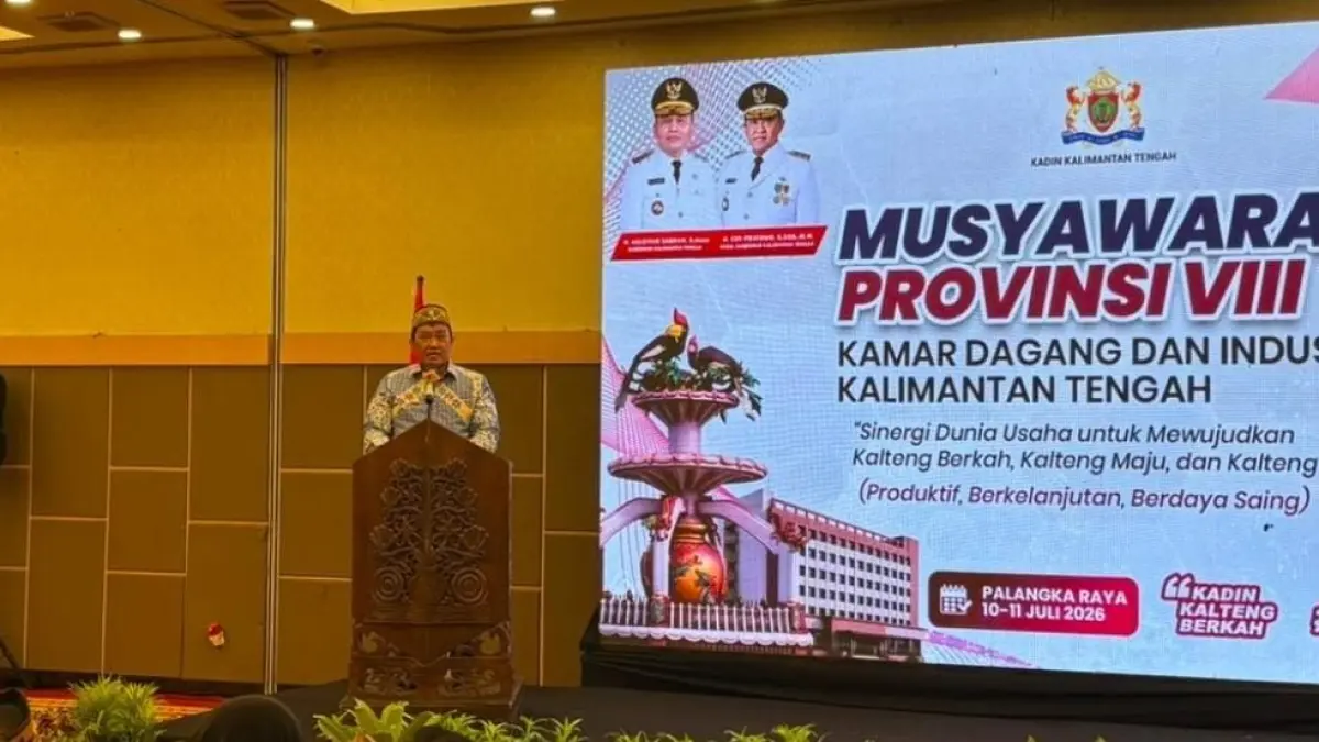 Wagub Kalteng H Edy Pratowo menyampaikan sambutan pada Musprov VIII KADIN.(Rifqi/Kalteng Pos)
