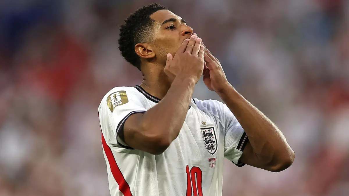 Dua rekor bersejarah dicetak oleh Jude Bellingham usai membawa Inggris menang 6-4 atas Prancis dalam laga perebutan tempat ketiga Piala Dunia FIFA 2026 di Miami Stadium, Minggu (19/7/2026) dini hari WIB. (Sumber: Dustin Satloff/Getty Images)
