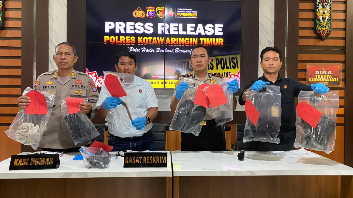 Rilis kasus pembunuhan di Baamang.(Miftah/kaltengpos.jawapos.com)