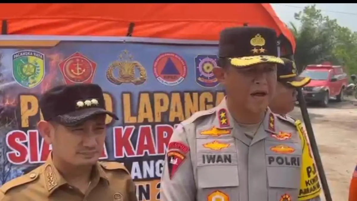 Kapolda Kalimantan Tengah Irjen Pol Iwan Kurniawan bersama Wali Kota Palangka Raya.(Humas)