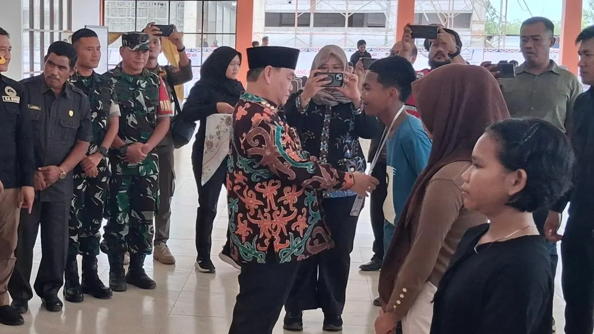 Bupati Halikinnor hadiri Pra MPLS  Sekolah Rakyat Terintegrasi 1 Kotawaringin Timur.(Miftah/kaltengpos.jawapos.com)