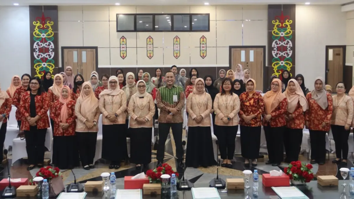 DWP Kantor Wilayah Kementerian Hukum Kalimantan Tengah saat acara literasi keuangan.(Humas)