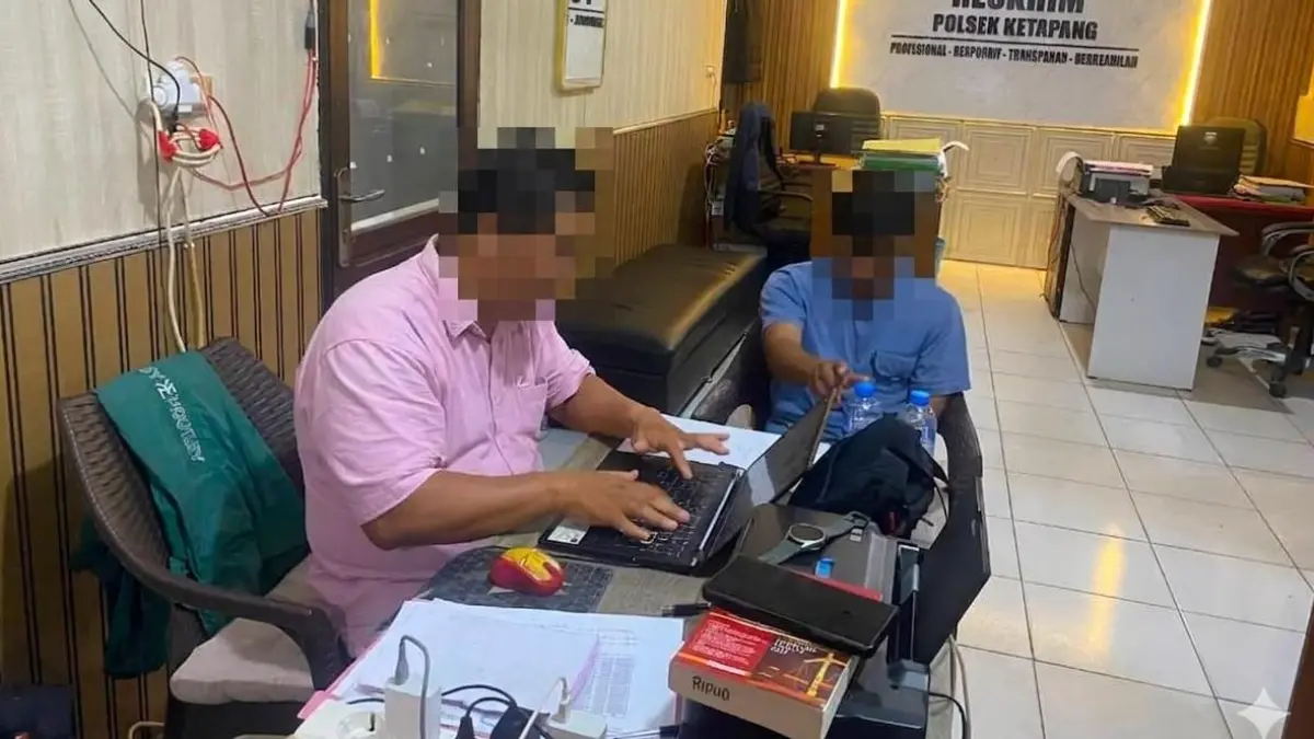 Pelaku penggelapan diperiksa polisi.(Humas)