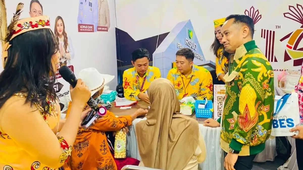 Wali Kota Palangka Raya Fairid Naparin targetkan RS Palangka Raya tambah kamar rawat inap.(Kamila/Kalteng Pos)