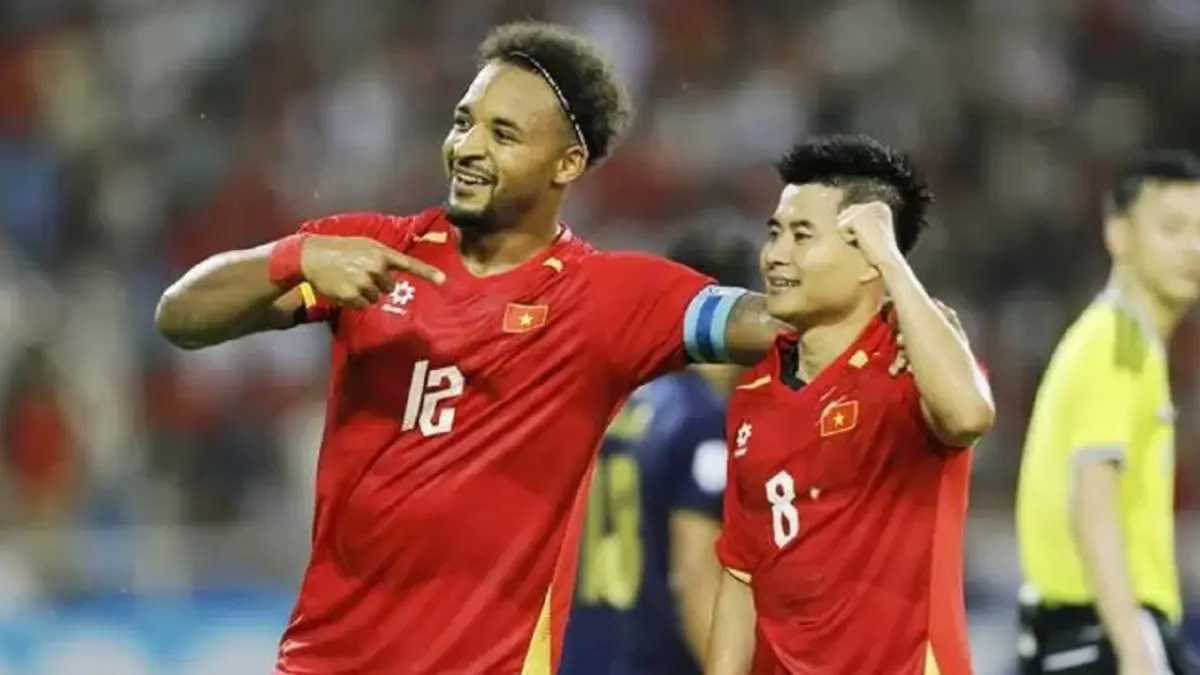 Timnas Vietnam sukses meraih kemenangan 3-1 atas Kamboja pada laga pemungkas penyisihan Grup A Piala AFF 2026 di Stadion My Dinh, Hanoi, Jumat (7/8/2026) malam WIB. (Sumber: MINH TU)  