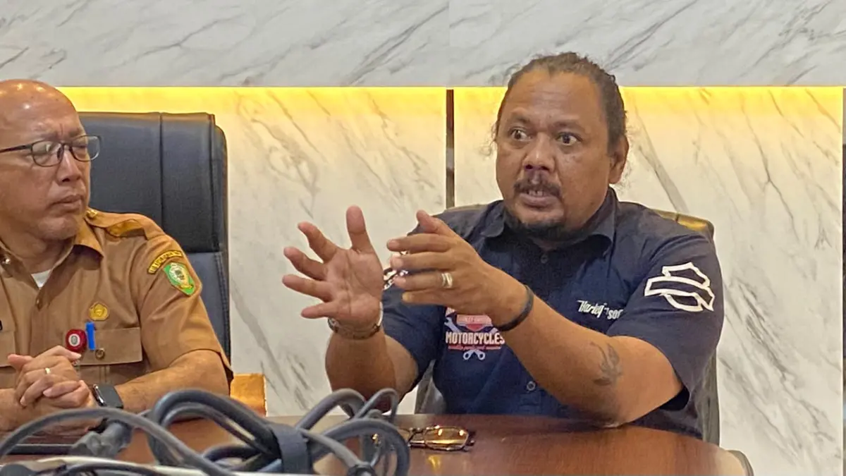 Komandan Tim Investigasi dan Sosialisasi (Idensos) serta Pencegahan Densus 88 Antiteror, Iptu Ganjar Satrio saat di Sampit.(Miftah/kaltengpos.jawapos.com)
