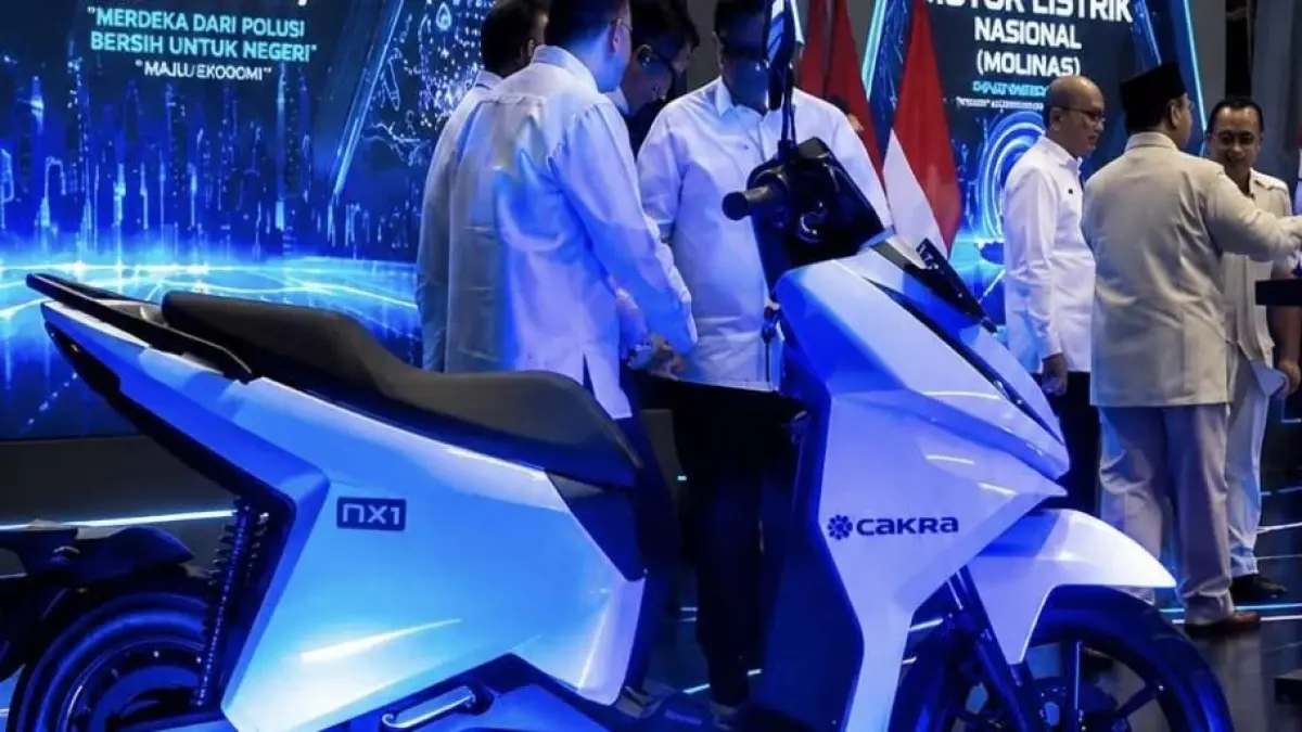 Motor listrik bernama Cakra NX1.