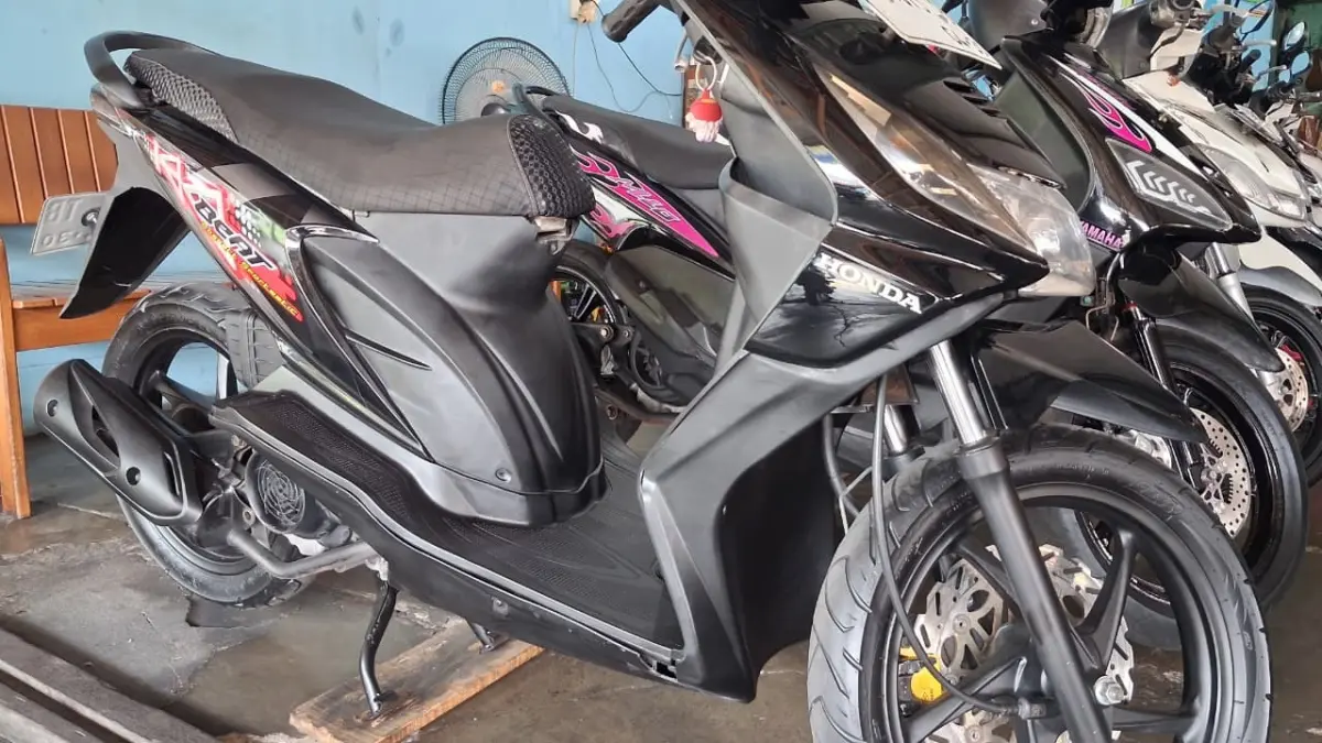 Honda Beat bekas keluaran tahun 2010 yang dijual di Syahrul Motor.(Agus Pramono/kaltengpos.jawapos.com)