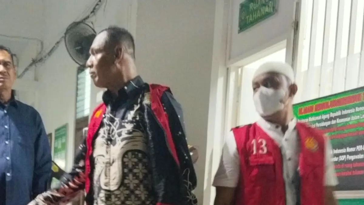 Terdakwa penyelundupan senpi.(Jaya/Kalteng Pos)