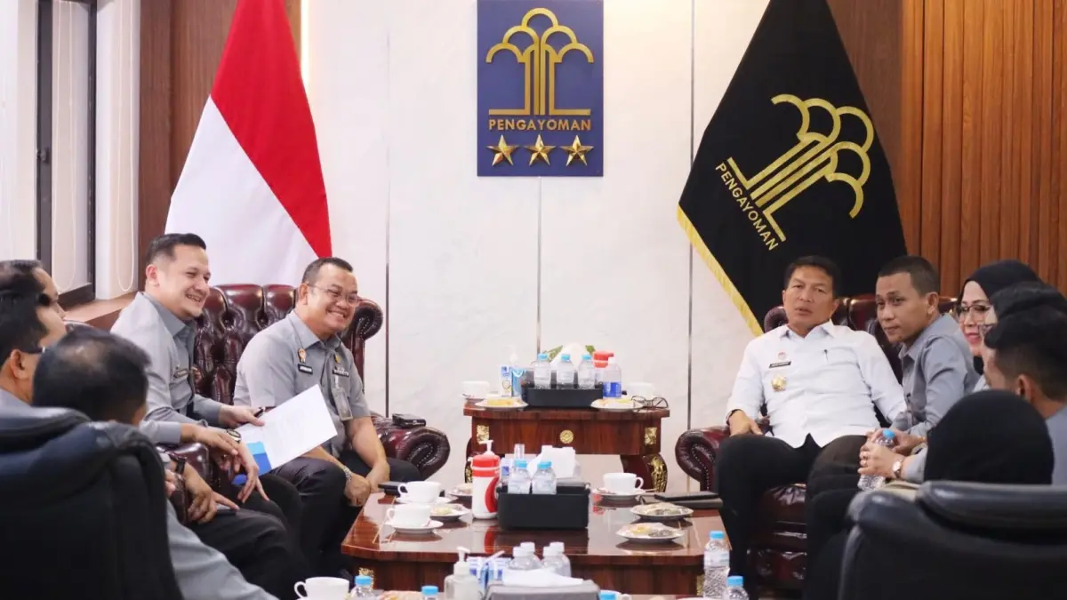 10 Kakanwil Kemenkum bersama Sekjen bertemu.(Humas)