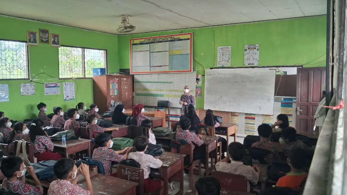 Proses belajar mengajar di SDN 2 Petuk Katimpun.(Agus Pramono/kaltengpos.jawapos.com)
