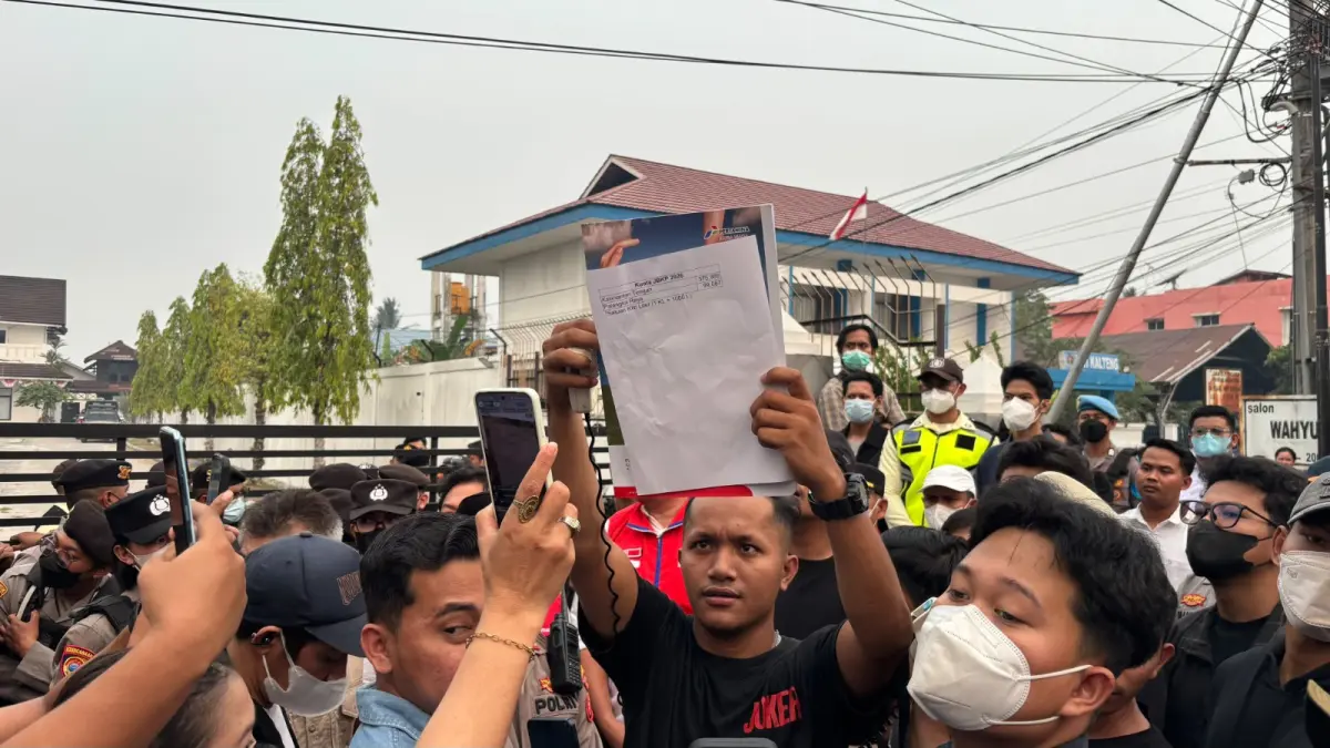 Aliansi Masyarakat Resah desak Pertamina buka data stok BBM Kalteng.(Rifqi/kaltengpos.jawapos.com)