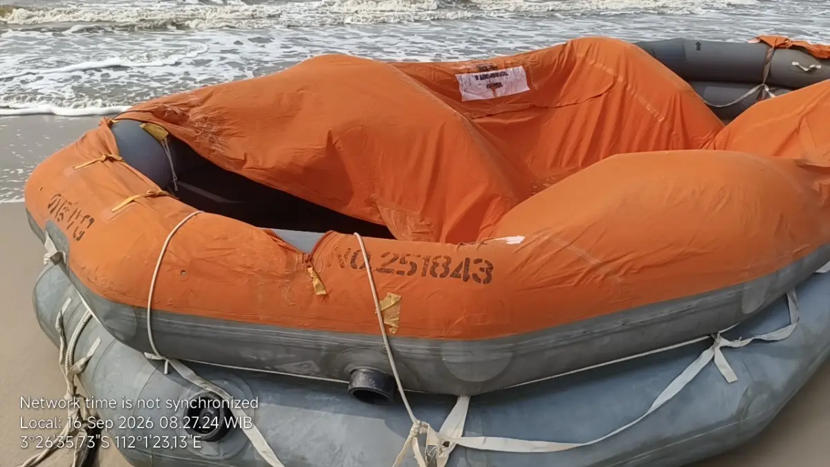 5 buah liferaft milik KM Virgo di perairan Seruyan.(Ditpolair)