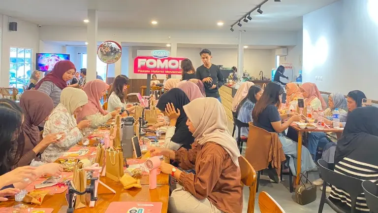 PT STSJ Yamaha kembali mempersembahkan even seru untuk anak muda, yakni Fazzio Hybrid Movement (FOMO) di Cafe Espoir, Sabtu (19/9/2026).(Yamaha)