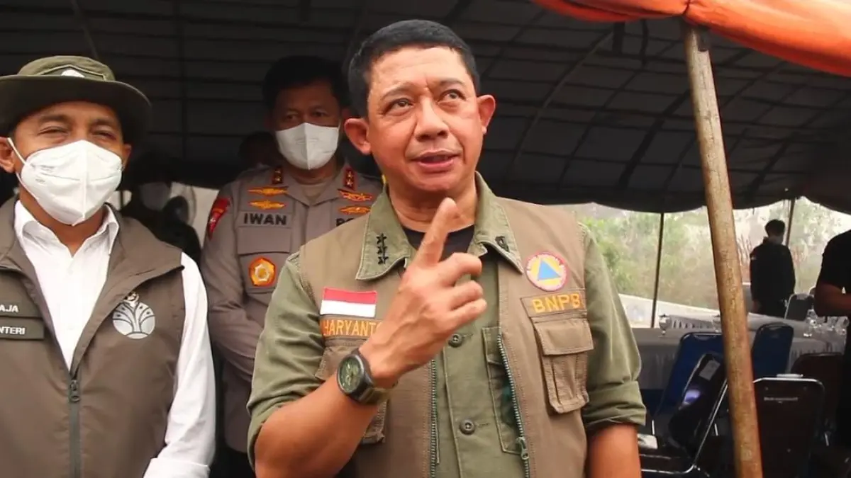 Kepala BNPB Letjen TNI Suharyanto soal kabut asap di Kalteng.(Arief Prathama/Kalteng Pos)