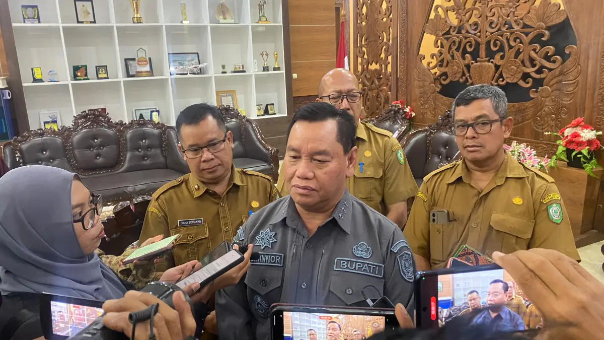 Bupati Kotim Halikinnor soal sumur bor.(Miftahul Ilma/kaltengpos.jawapos.com)