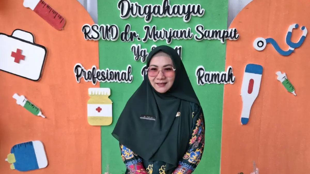 dr Yulia Nofiany.