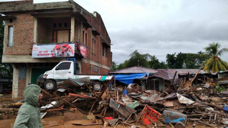 Kerusakan akibat banjir bandang di salah satu kawasan permukiman di Kabupaten Flores Timur, Nusa Tenggara Timur. (TAGANA FLORES TIMUR FOR TIMOR EXPRESS)