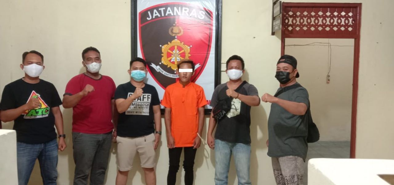 DIAMANKAN: Satresmob Polsek Dusun Tengah mengamankan MF (20) pelaku pencabulan. Foto: Polsek Dusun Tengah.