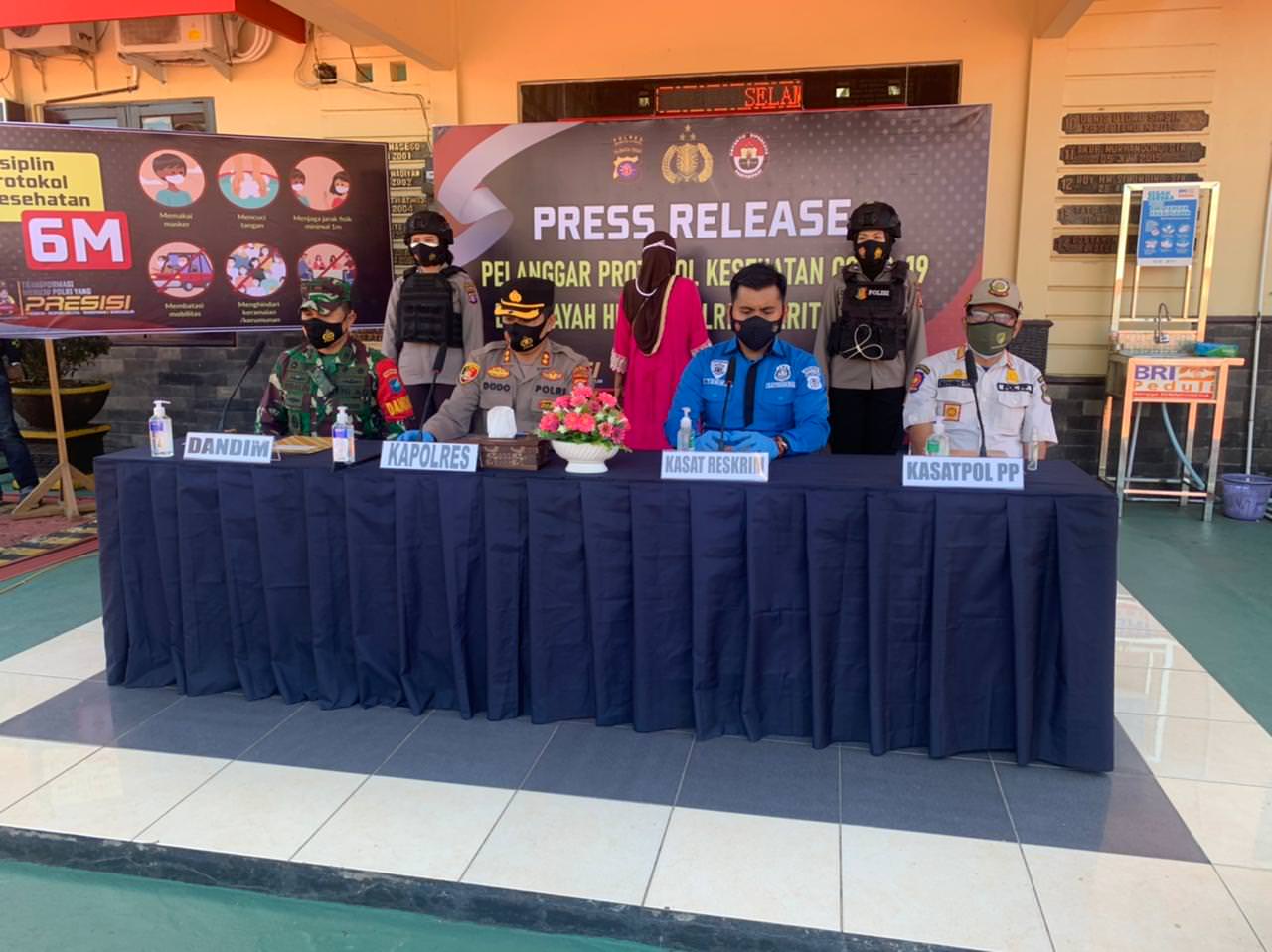 TERSANGKA: Penetapan tersangka acara dangdutan di Desa Lemo II, Kecamatan Teweh Tengah, Rabu (4/8).