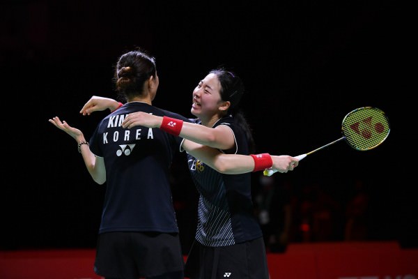 JUARA : Ganda putri Korea Selatan Kim Seyoung/Kong Heeyong sukses menjuarai BWF World Tour Finals 2021, Minggu (5/12) malam.