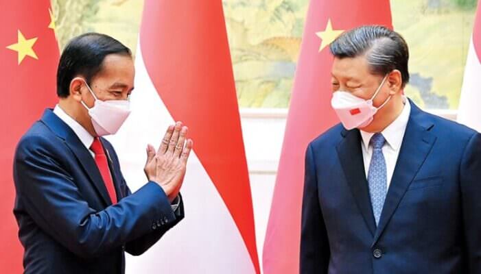 PERTEMUAN BILATERAL: Presiden Joko Widodo dan Presiden Xi Jinping di Beijing kemarin (26/7). (SETPRES)