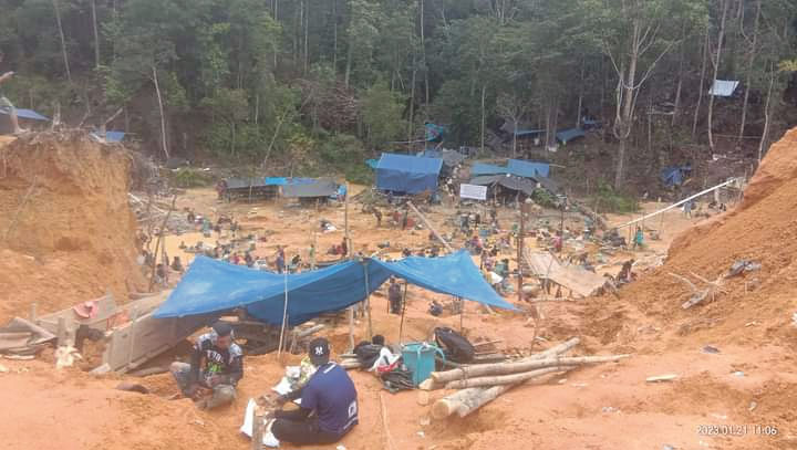 MARAK:  Lokasi yang marak terjadi penambangan emas di daerah Kecamatan Tewah, Kabupaten Gunung Mas, yang sempat viral.