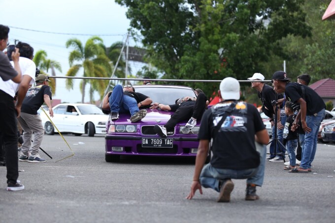 PALANGKA RAYA-BMW Car Club Indonesia (BMWCCI) Palangka Raya Chapter merayakan hari jadi ke-10 tahun berdirinya komunitas itu di Provinsi Kalimantan Tengah (Kalteng). Perayaan itu disemarakkan dengan hadirnya komunitas BMW dari berbagai daerah di Provinsi